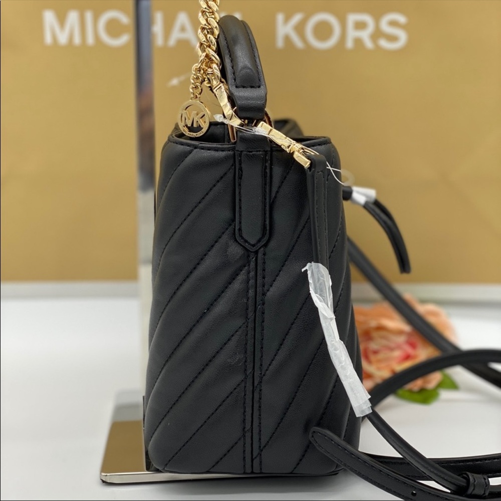 MICHAEL KORS SMALL BUCKET XBODY BLACK - Picture 11 of 16